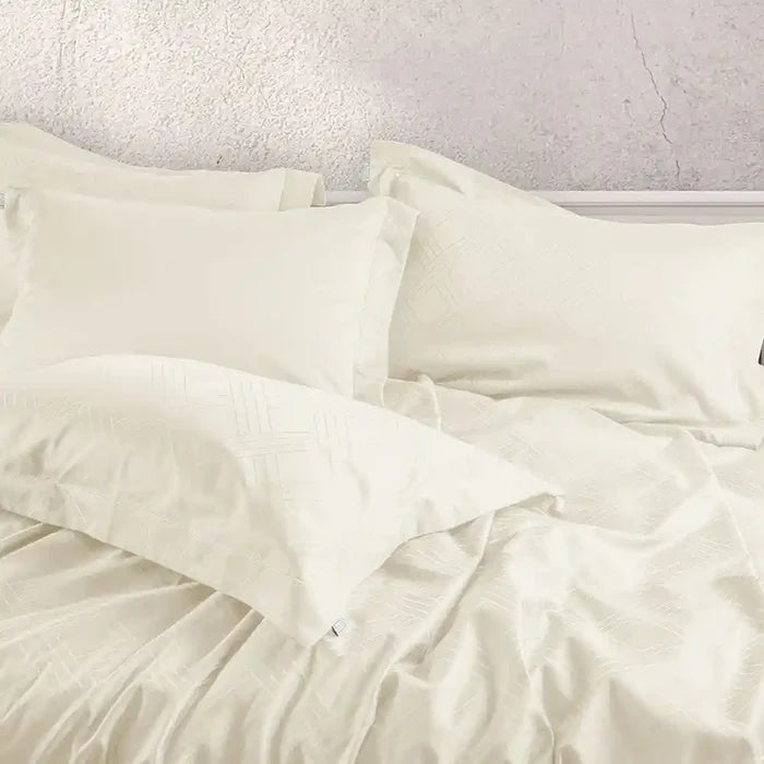 Standard / Ivory