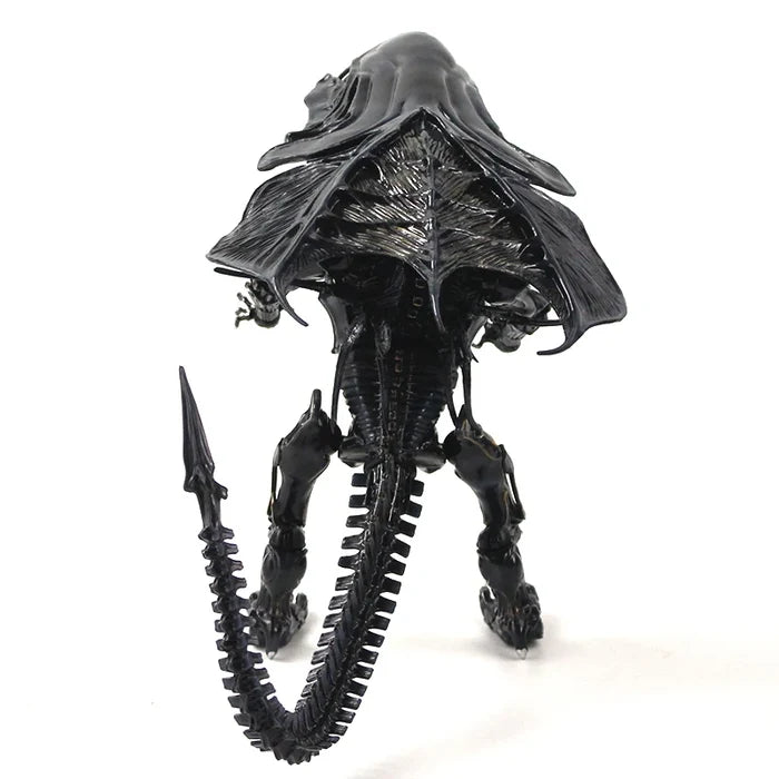 17cm Neca Alien Queen Hybrid Metal Figuration #047 Aliens VS Predator Action Figure PVC Model Toys