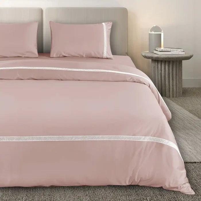 Rose / 4 Pcs Bedding Set