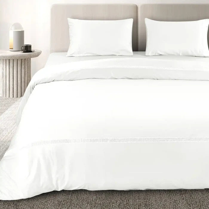 White / 4 Pcs Bedding Set