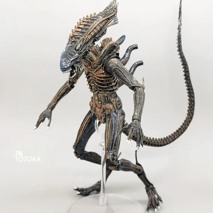 7-Inch Alien Vs. Predator: Xenomorph Dog & Predator Warrior - Covenant Edition Articulated Figure Set