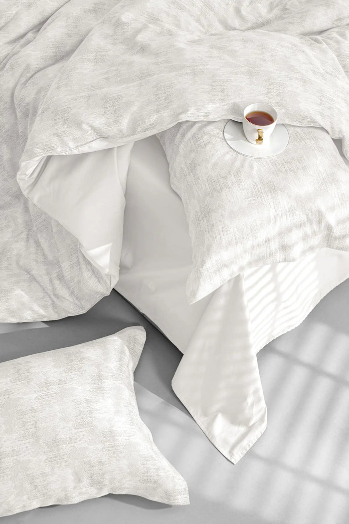 700 TC Italian Couture Luxury Bedding collection