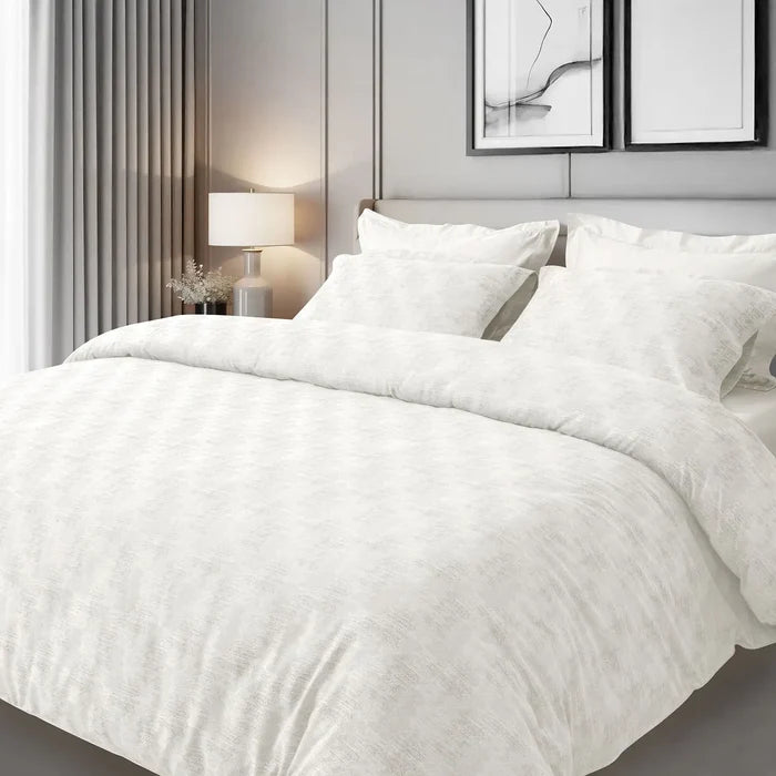 700 TC Italian Couture Luxury Bedding collection
