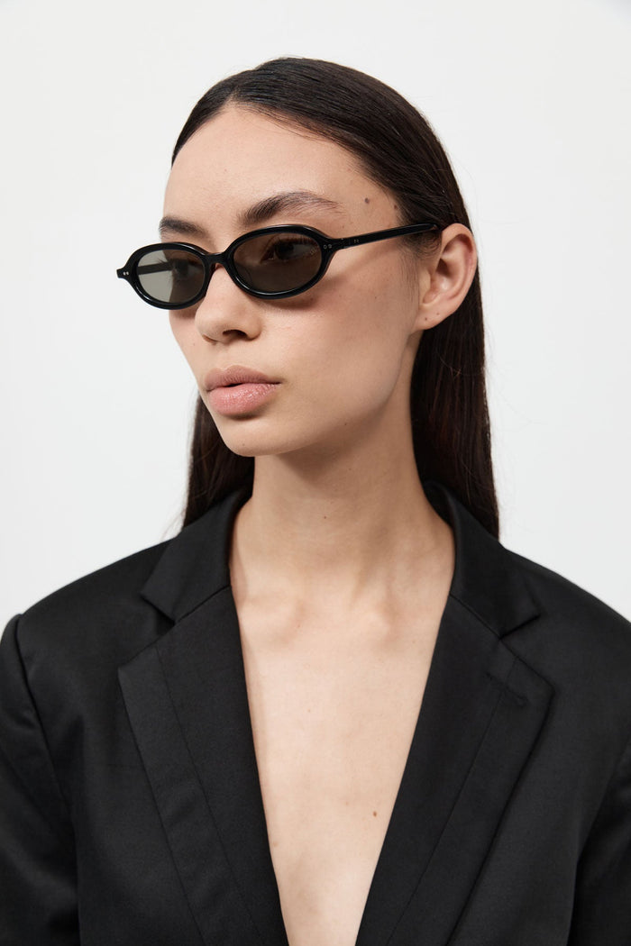 90s Slim Oval Sunglasses - Black