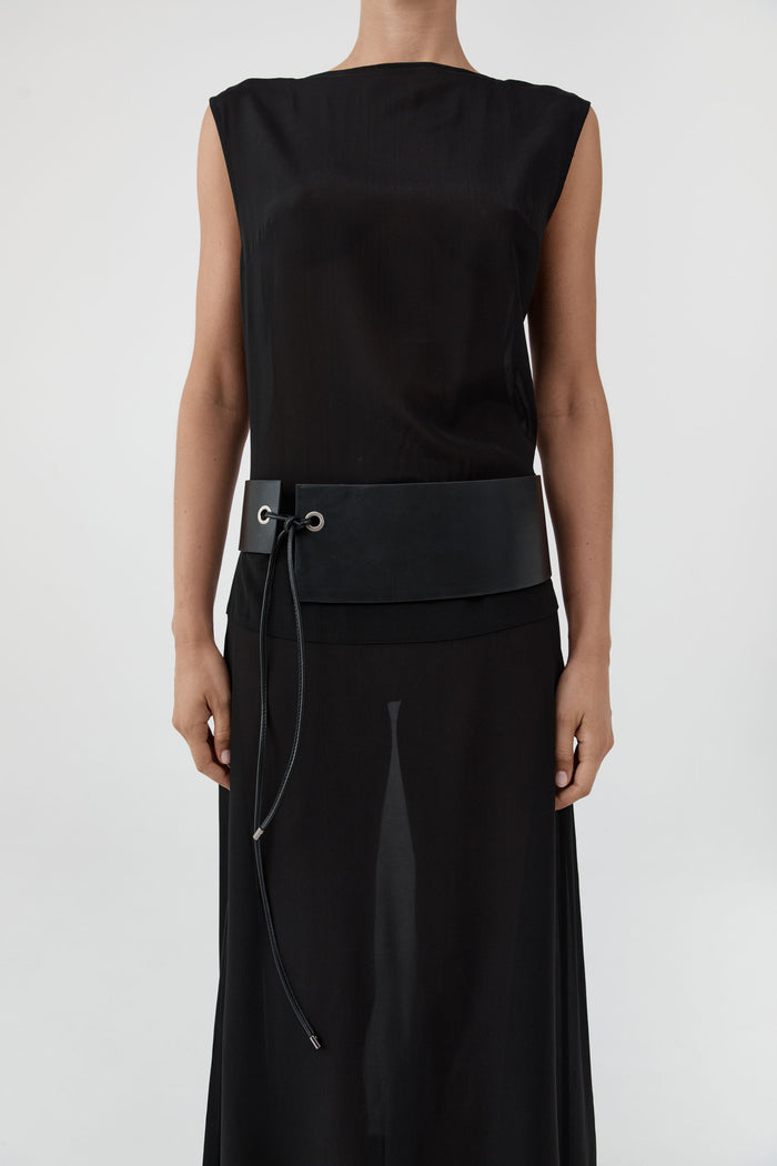 Asymmetric Belt - Black