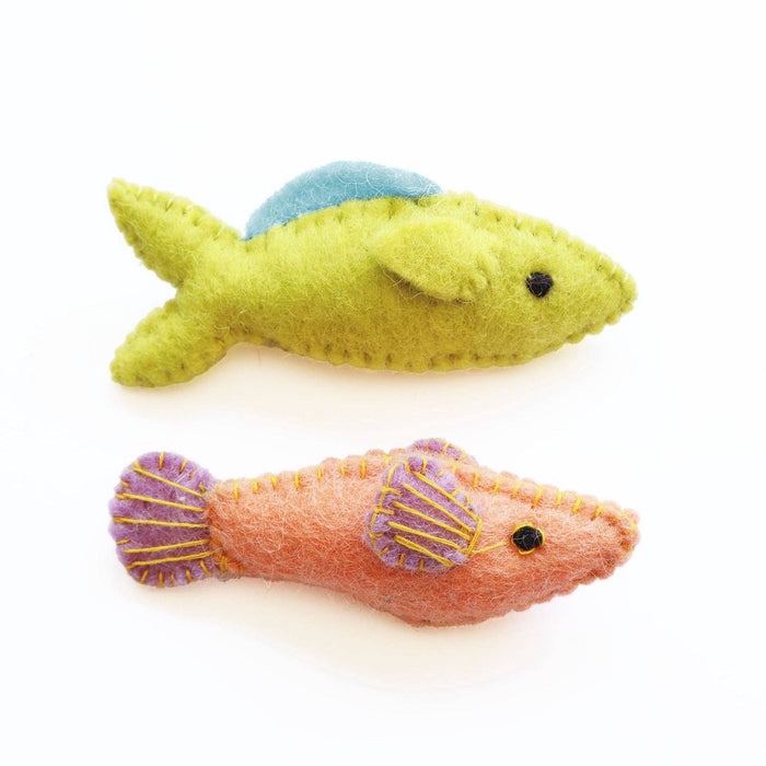 Awoo - Go Fish Catnip Cat Toy