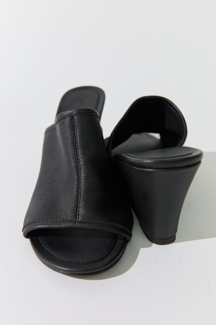 Bandeau Wedge - Black