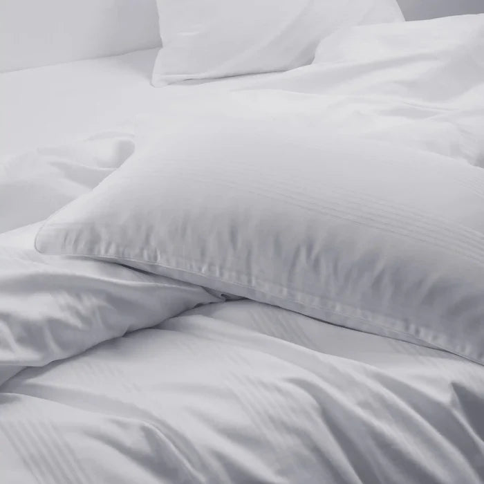 Standard / White