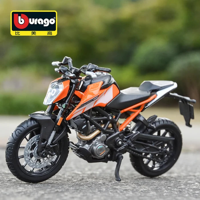 Bburago 1:18 KTM 250 Duke Die Cast Vehicles Collectible Motorcycle Model Toys