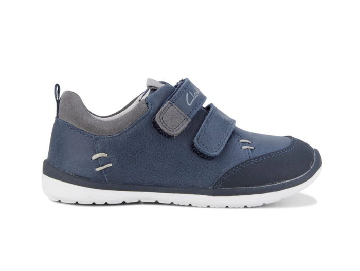 Clarks MARCO in Navy/Grey