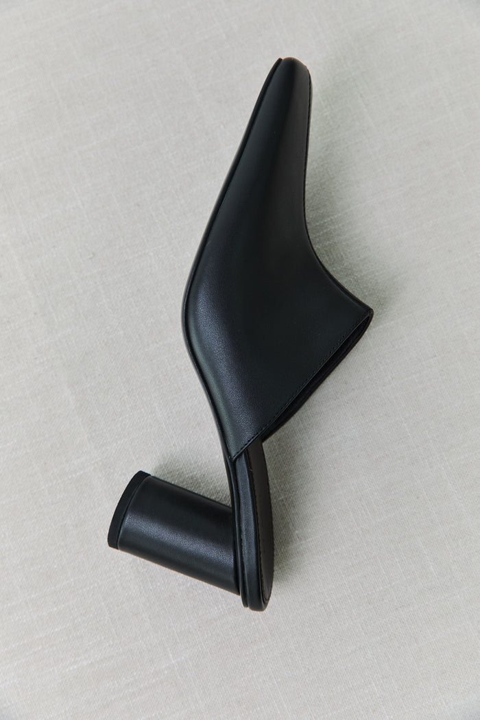 Clog Cylinder Heel - Black