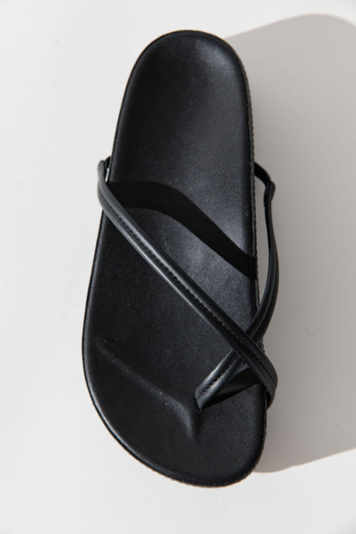 Cross Strap Flatform - Black