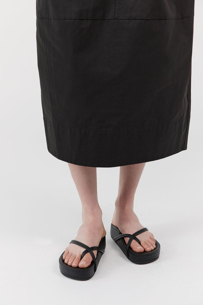 Cross Strap Flatform - Black