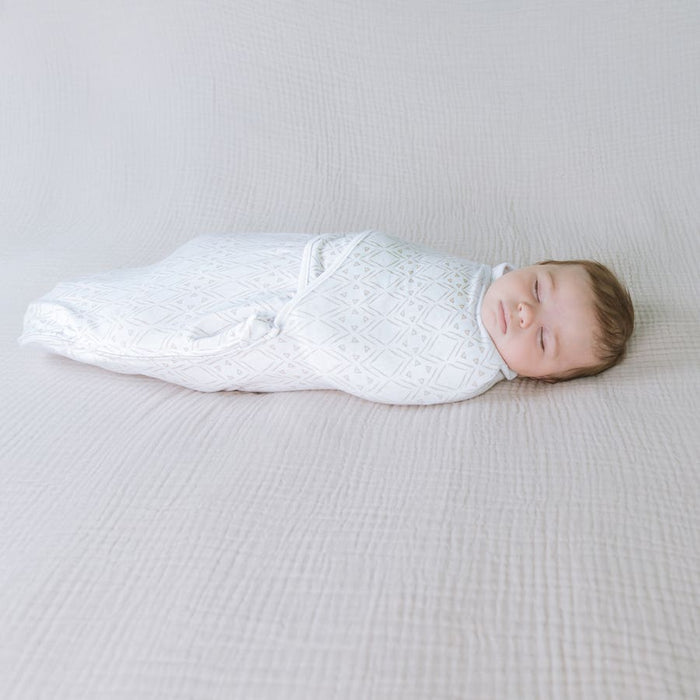 ewsk30005_3-aden-wrap-swaddle-3pk-toile_5_3_2