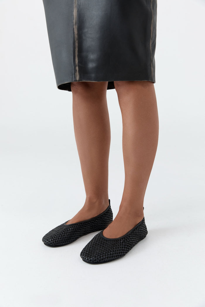Lattice Weave Ballet Flat - Black