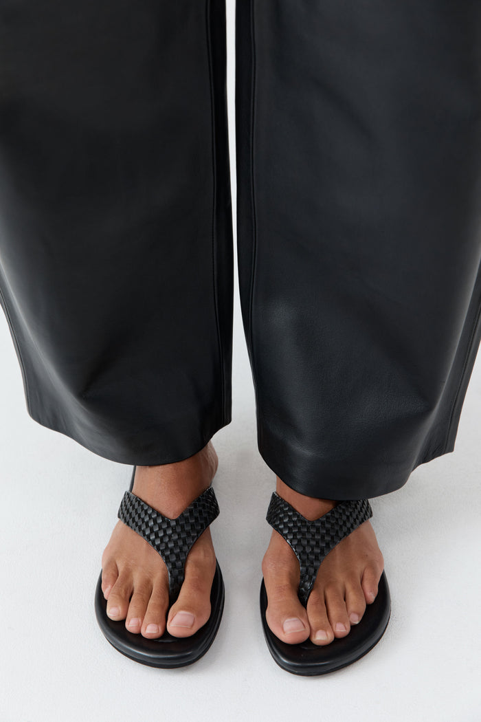 Lattice Weave Thong - Black