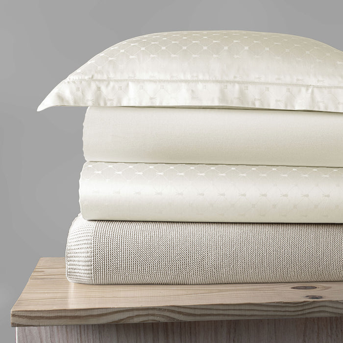 Osaka Bedding Collection