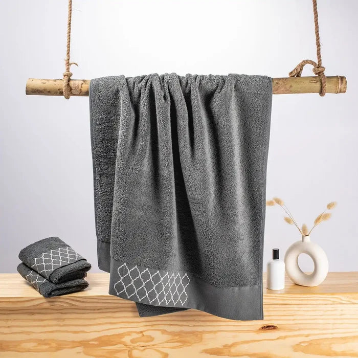 Dark Grey / Bath Towel