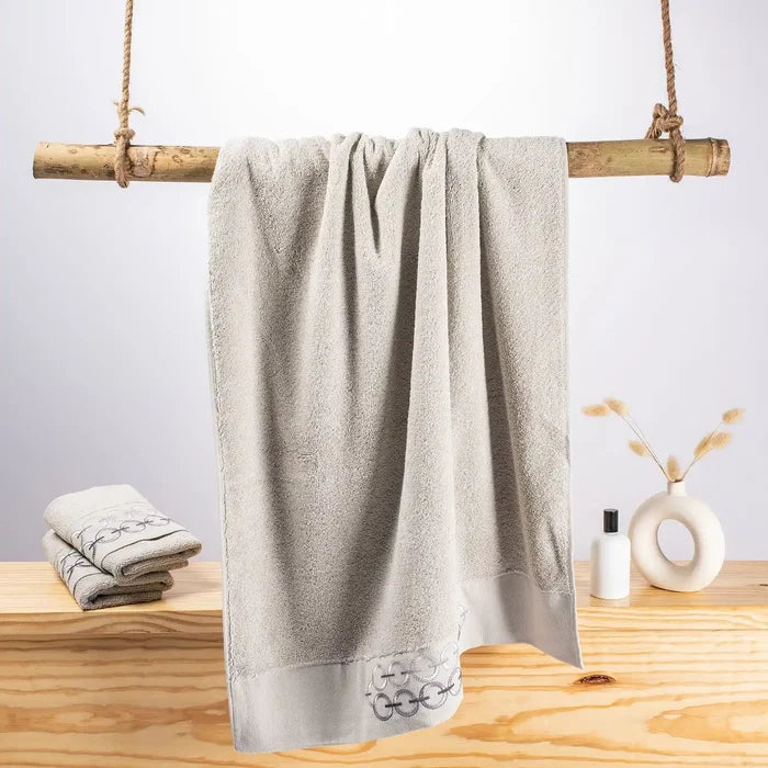 Light Grey / Bath Towel