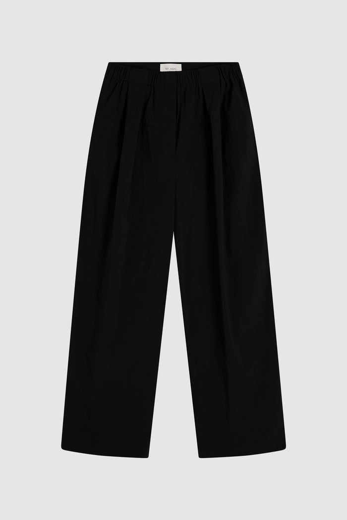 Relaxed Pleat Pants - Black