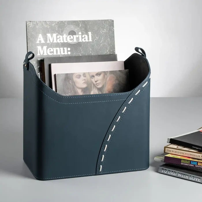 Blue / Magazine Holder