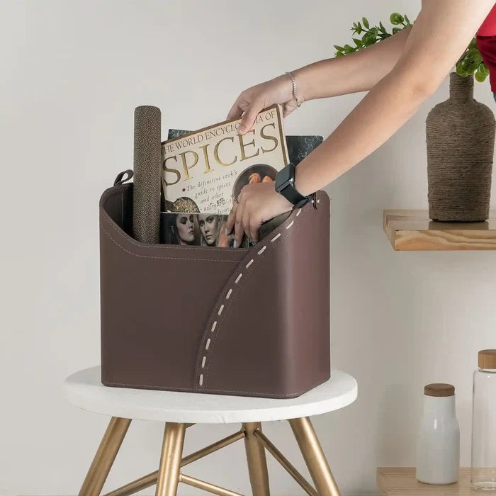 Brown / Magazine Holder