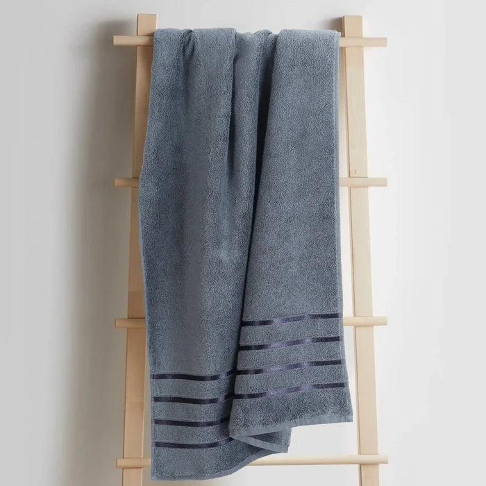Medium / Charcoal Grey