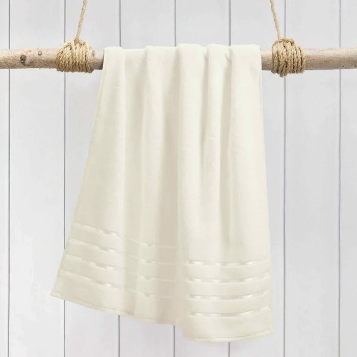 Medium / Off White