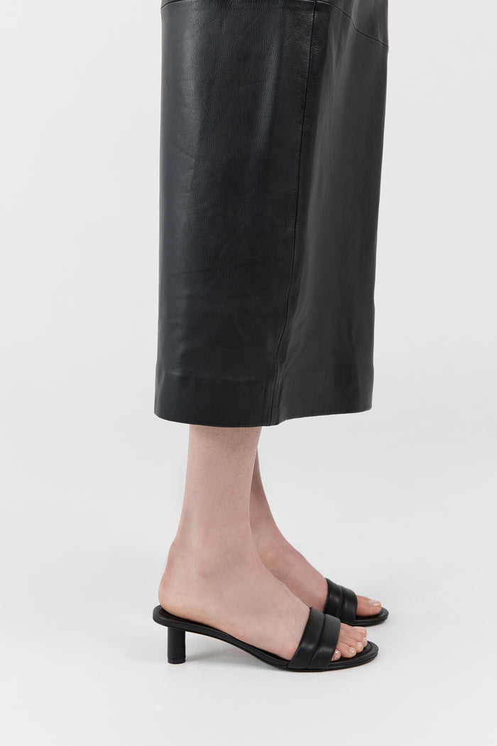 Stitch Detail Heel - Black