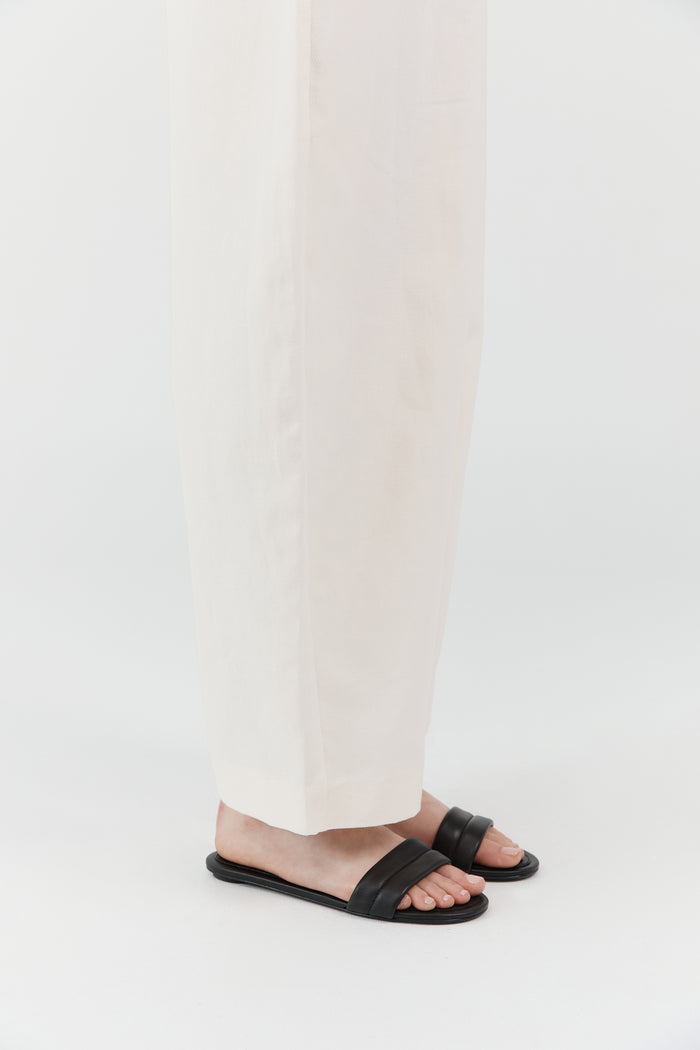 Stitch Detail Slide - Black