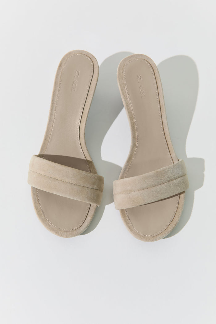 Suede Stitch Detail Heel - Rock