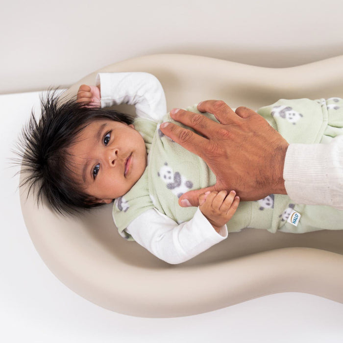 4962_4963_7-fleece-sleepsack-swaddle-cozy-pandas.jpg