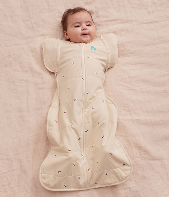 Swaddle Up™ 2-in-1 Early Roller Transition Bag 2.5 TOG Cotton Oatmeal Bees