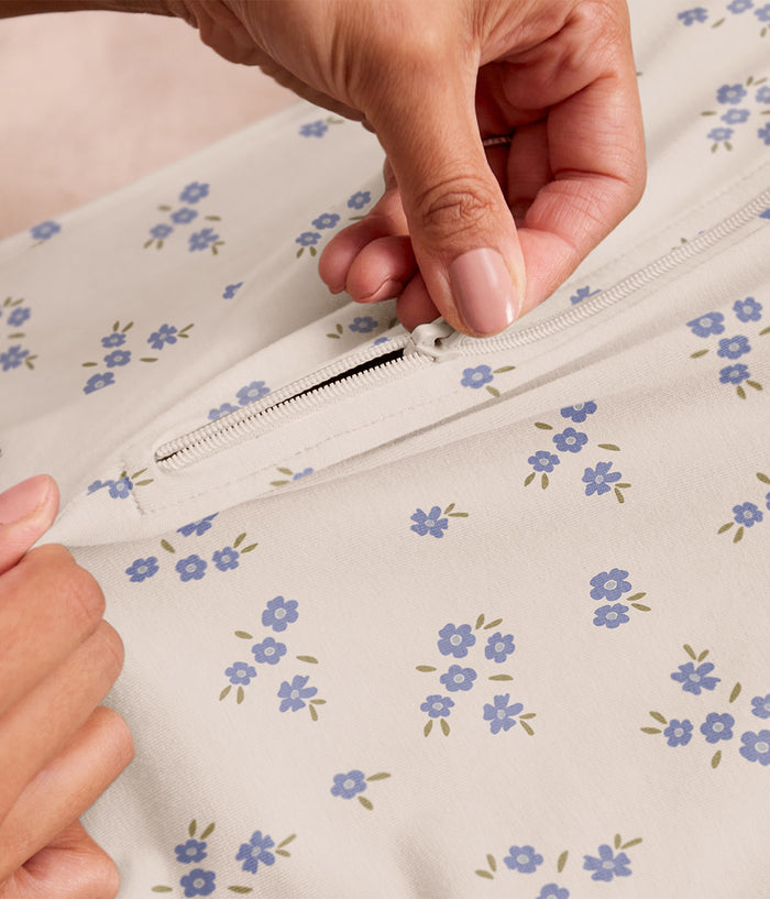 Swaddle Up™ 2-in-1 Transition Bag 1.0 TOG Cotton Jacaranda Meadow