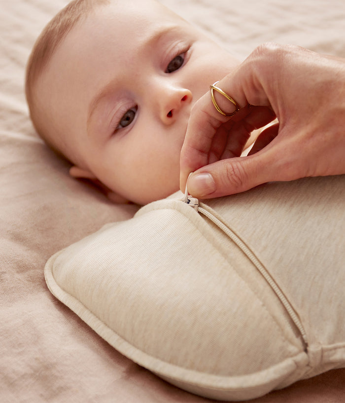 Swaddle Up™ 2-in-1 Transition Bag 1.5 TOG Cotton Oatmeal Twigs
