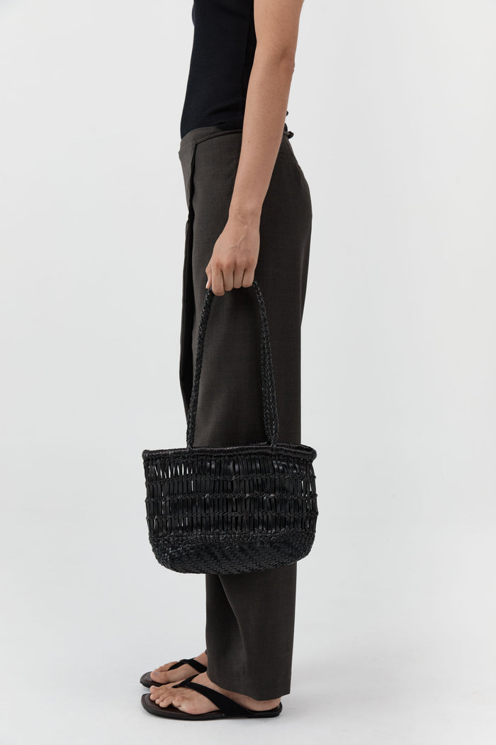 Textured Petit Bagu - Black