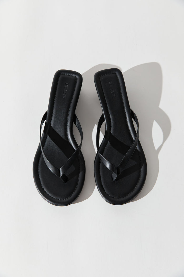 Thong Wedge - Black
