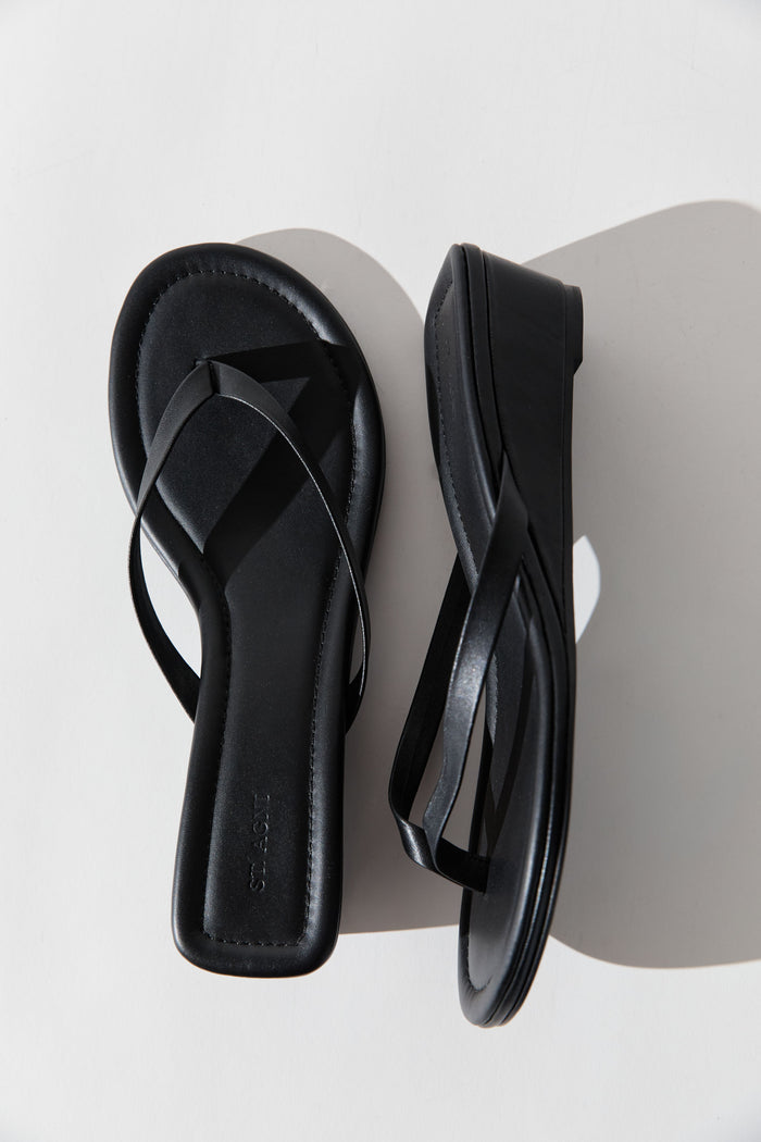 Thong Wedge - Black