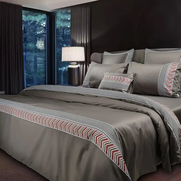 4 Pcs Bedding Set / Pentheon OLV