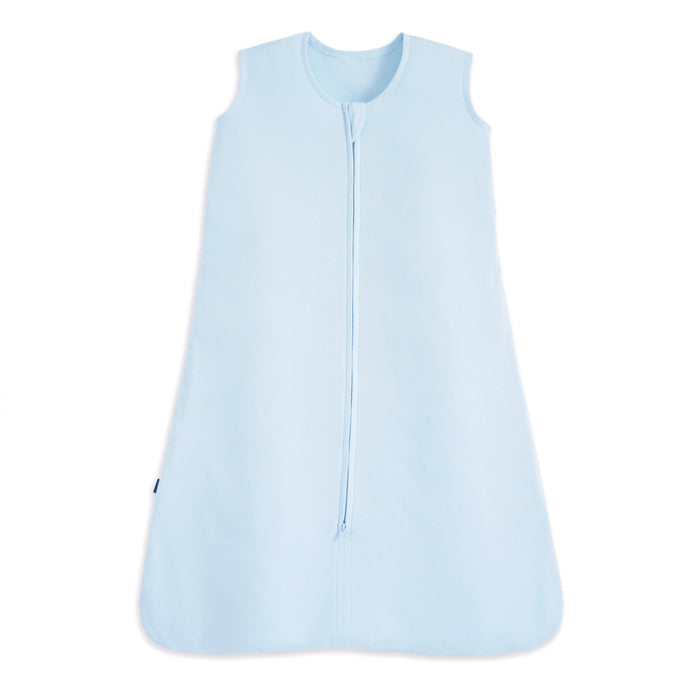 The HALO Wearable Blanket 100% Organic Cotton TOG 0.5 is a light blue, sleeveless baby sleep sack with a front zipper, shown on a white background, designed to promote safe sleep as a wearable blanket.