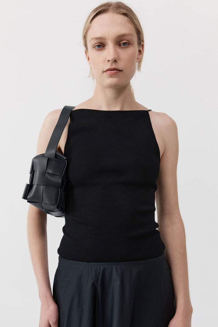 Woven Envelope Slim Tote - Black