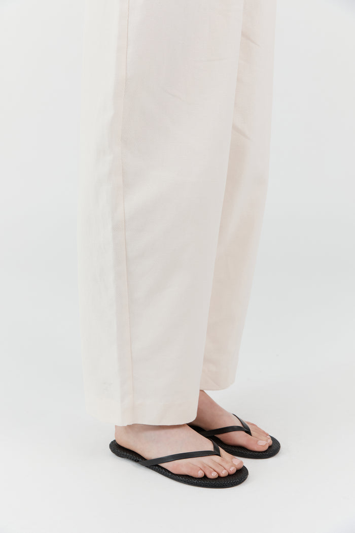 Woven Flip Flop - Black