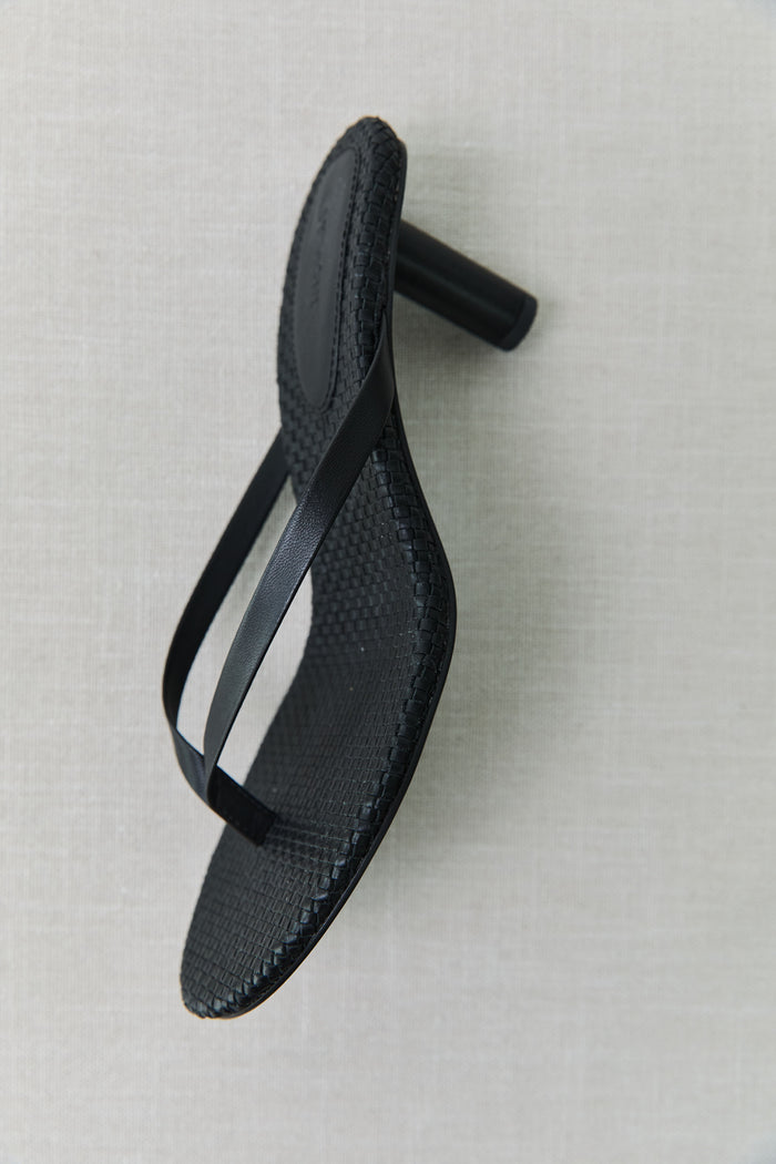 Woven Thong Heel - Black